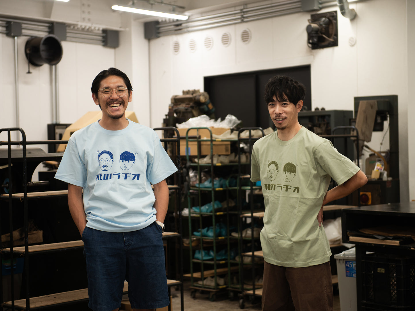 「靴ラジの2人」Tシャツ